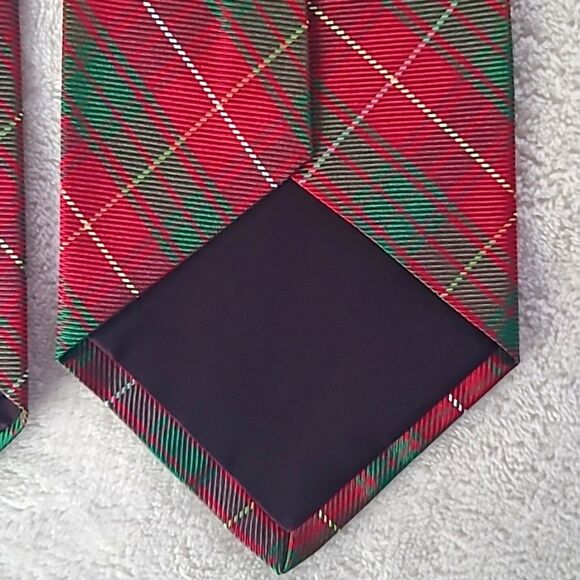 Polo Ralph Lauren Silk Mens Necktie Handsewn Festive Red Green Geometric Pattern - Picture 4 of 14